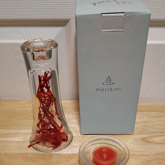 PartyLite Clarity 7" (18cm) Taper/Tealight Holder - Picture 4 of 4